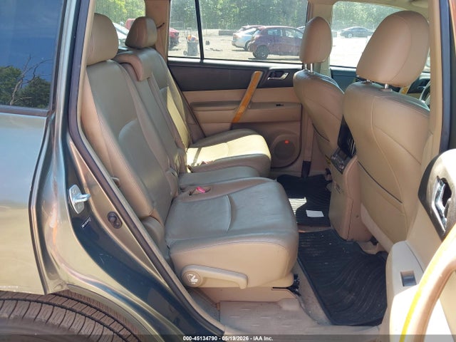 Toyota Highlander Limited V6