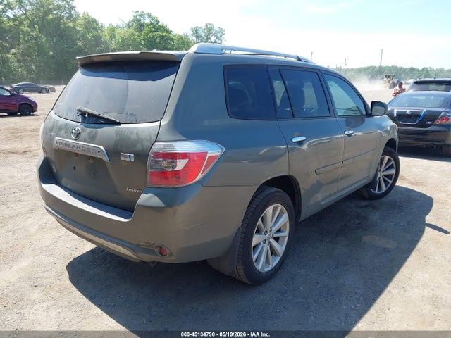 Toyota Highlander Limited V6