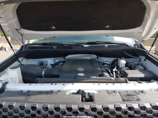 Toyota Tundra Sr5