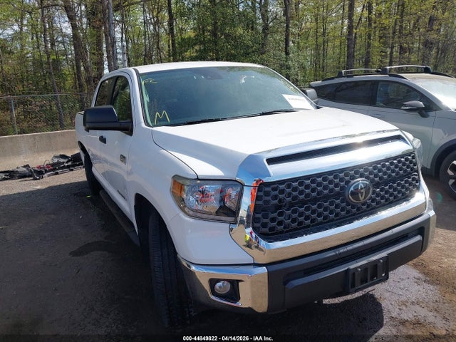 Salvage Toyota Tundra Image