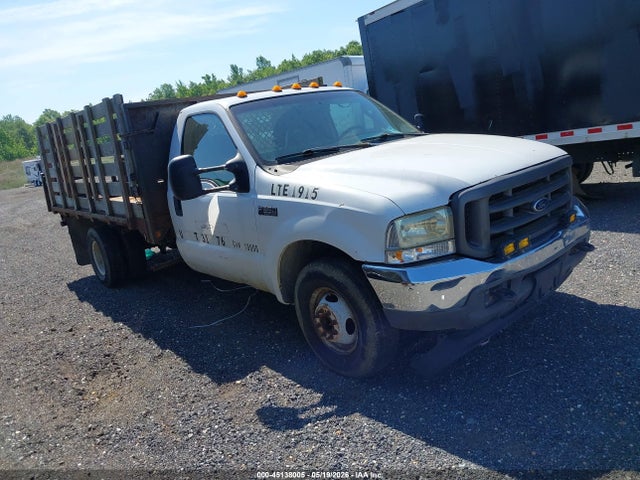 Salvage Ford F-350 Image