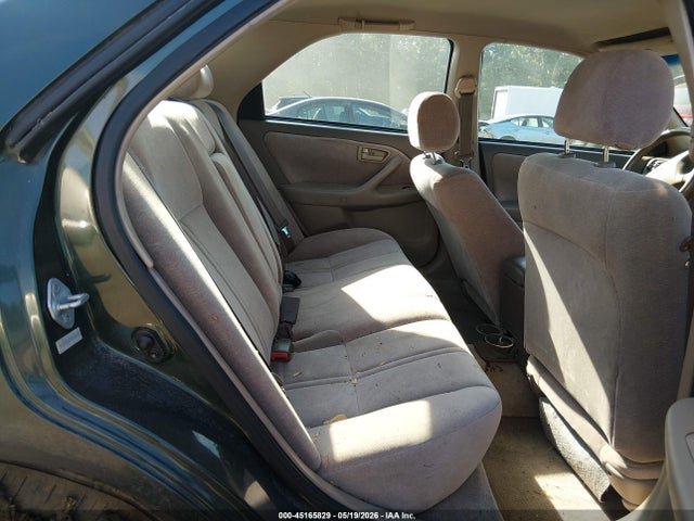 Toyota Camry Le V6