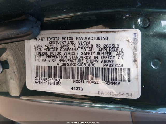 Toyota Camry Le V6