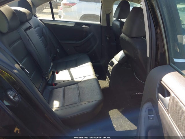 Volkswagen Jetta 1.8t Se