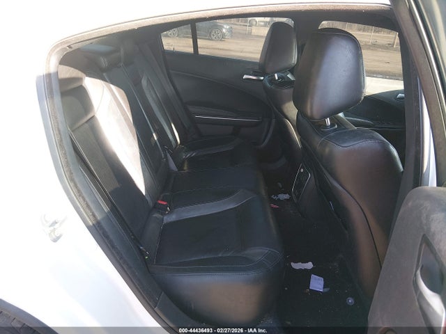 Dodge Charger Sxt Rwd