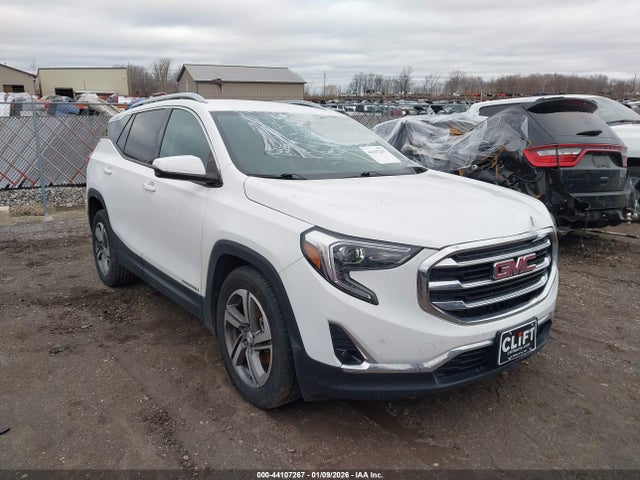 Salvage GMC Terrain Image