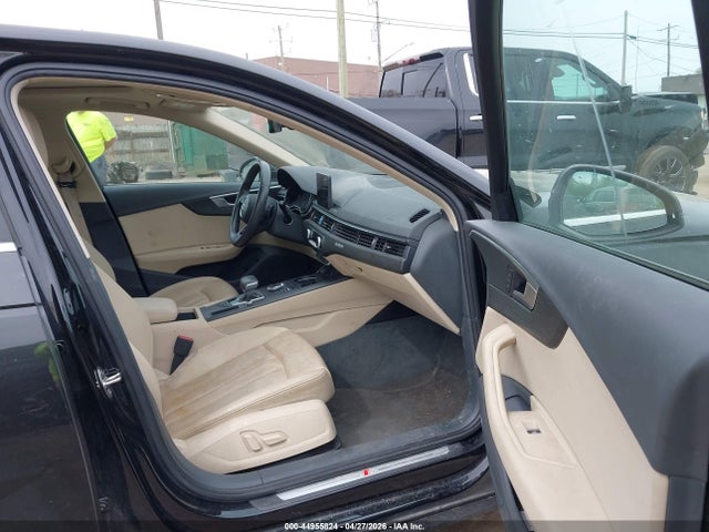 Audi A4 45 Premium