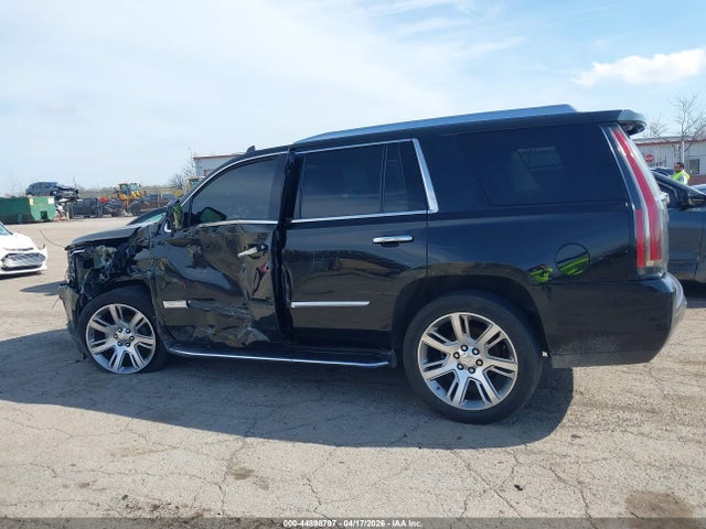 Cadillac Escalade Luxury