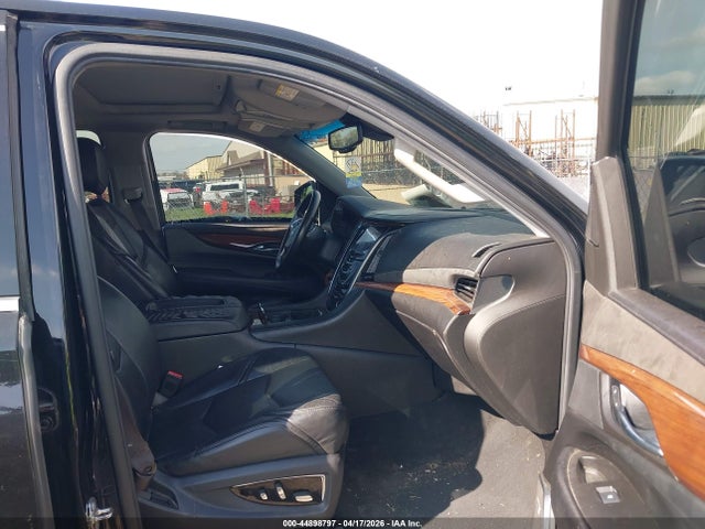 Cadillac Escalade Luxury