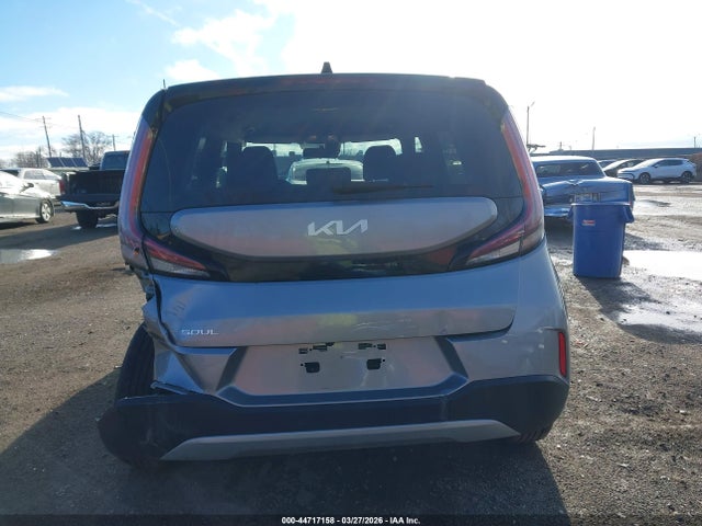 Kia Soul Lx