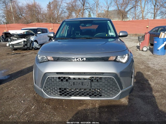 Kia Soul Lx
