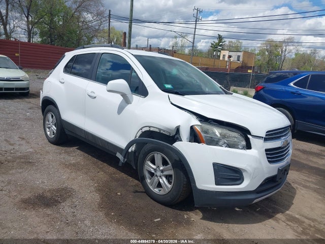 Salvage Chevrolet Trax Image