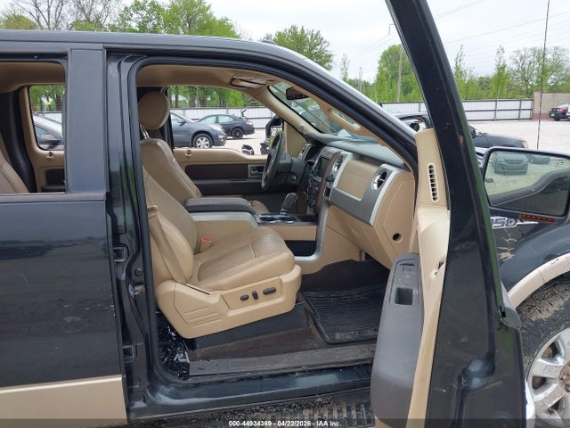 Ford F-150 Lariat