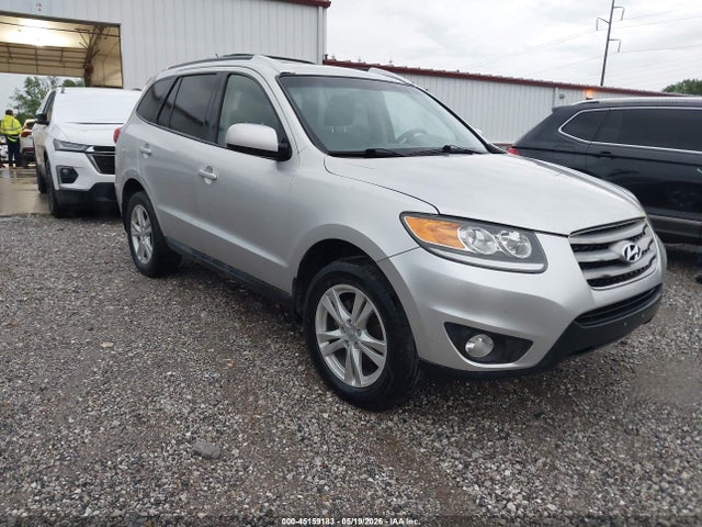 Salvage Hyundai SANTA FE Image