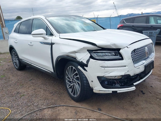 Salvage Lincoln Nautilus Image