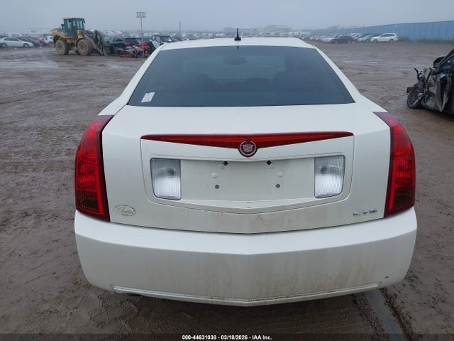 Cadillac CTS Standard