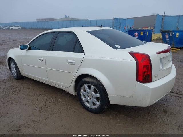 Cadillac CTS Standard