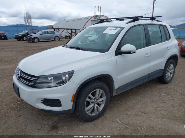 Volkswagen Tiguan S