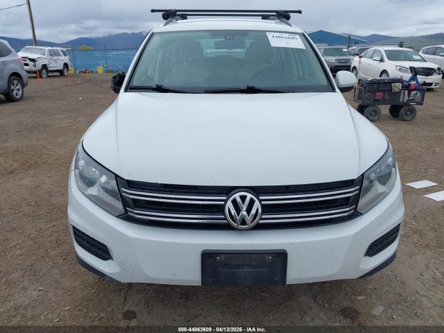 Volkswagen Tiguan S