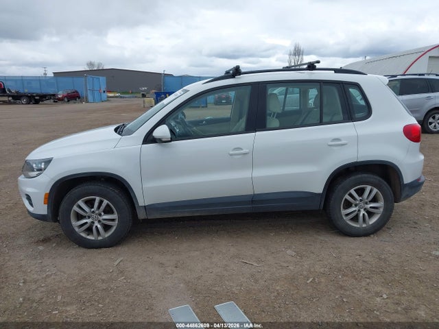 Volkswagen Tiguan S