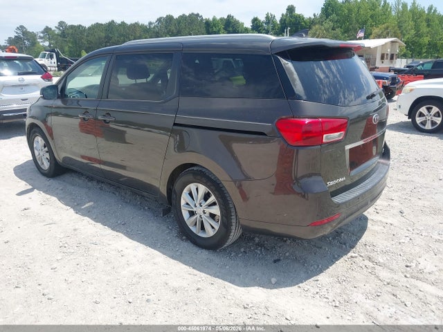 Kia Sedona Lx