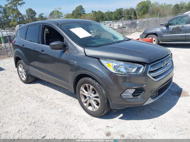 Salvage Ford Escape Image