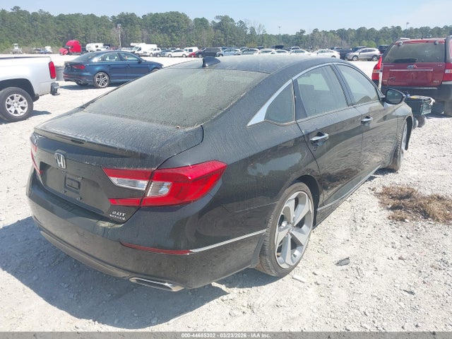 Honda Accord Touring 2.0t