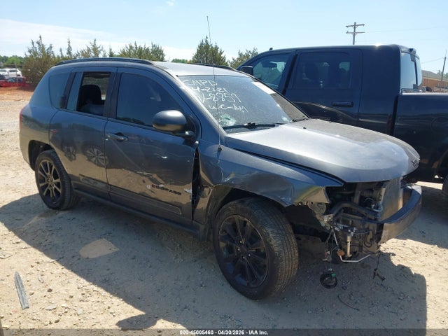 Salvage Jeep Compass Image