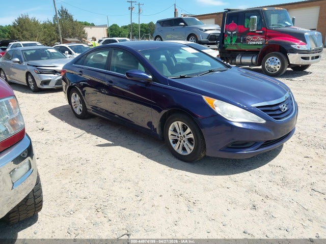 Salvage Hyundai SONATA Image