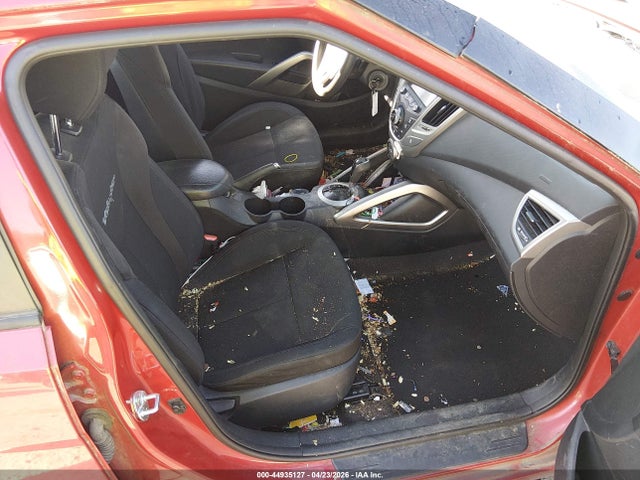 Hyundai VELOSTER