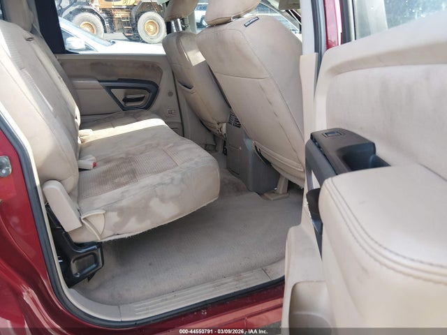 Nissan Titan Sv