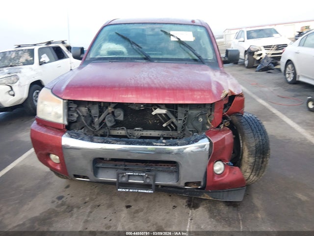 Nissan Titan Sv