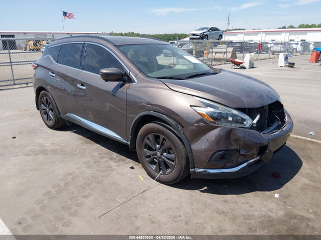 Salvage Nissan Murano Image