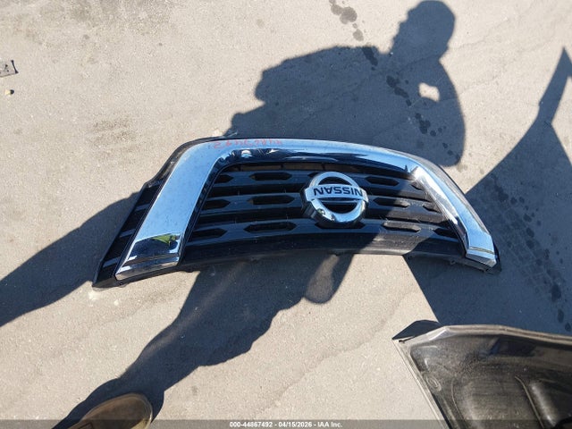 Nissan Pathfinder S