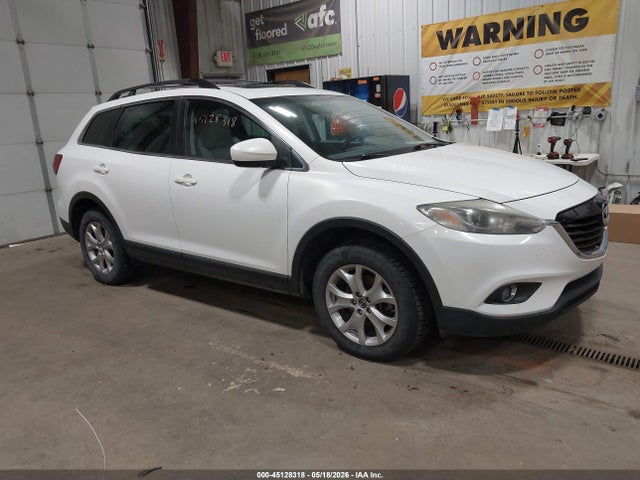 Salvage Mazda Cx Image