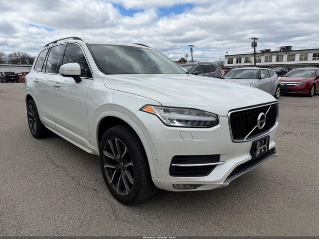 Salvage Volvo XC90 Image