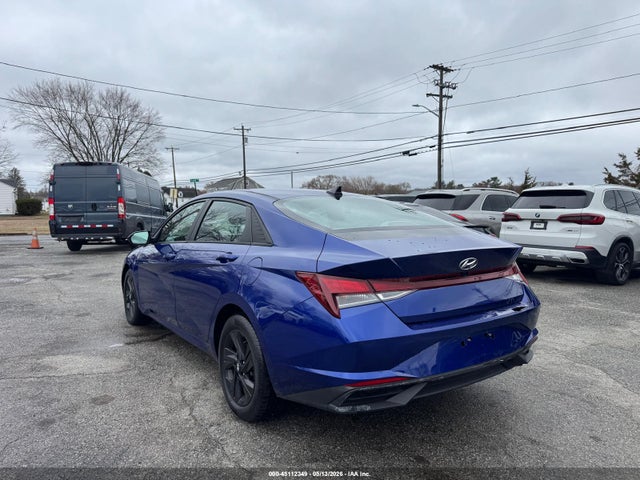 Hyundai ELANTRA Sel