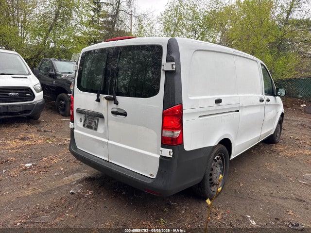Mercedes-Benz Metris