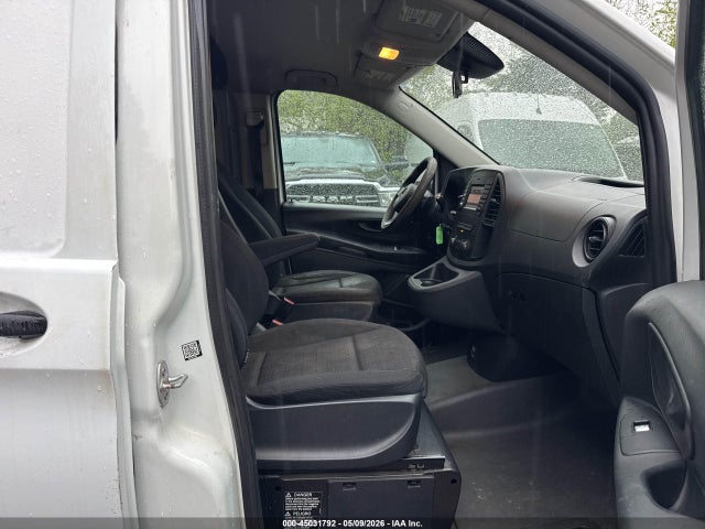 Mercedes-Benz Metris