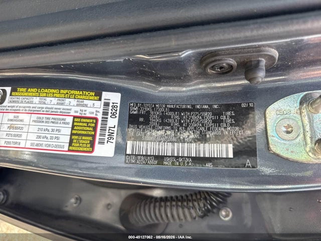 Toyota Sequoia Platinum 5.7l V8