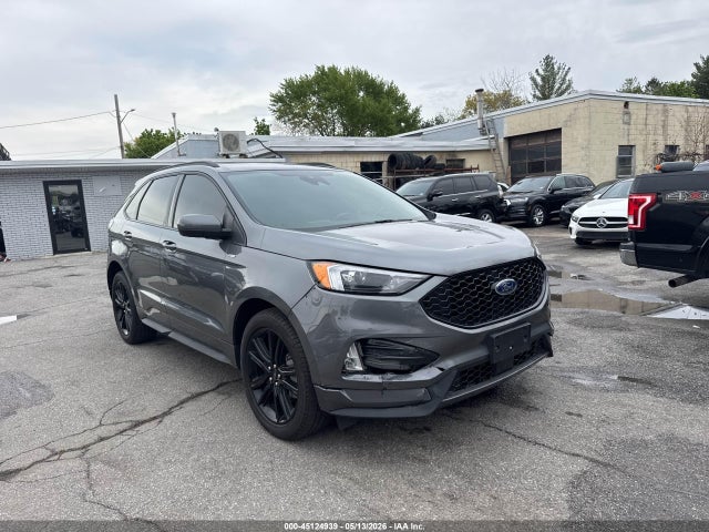 Salvage Ford Edge Image