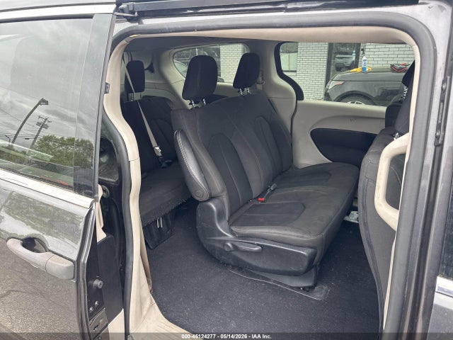 Chrysler Pacifica L