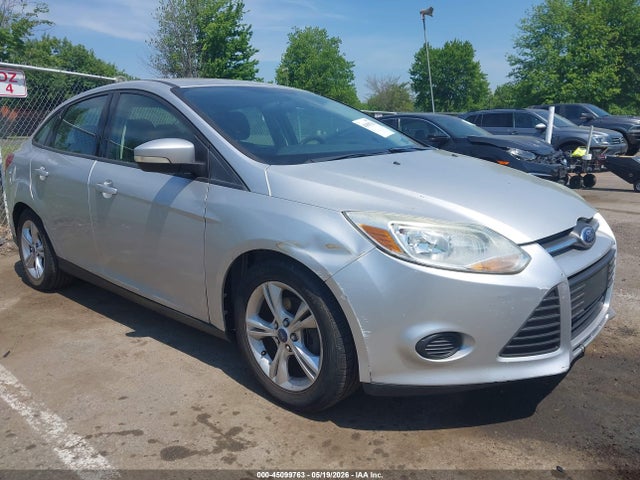 Salvage Ford Focus Image