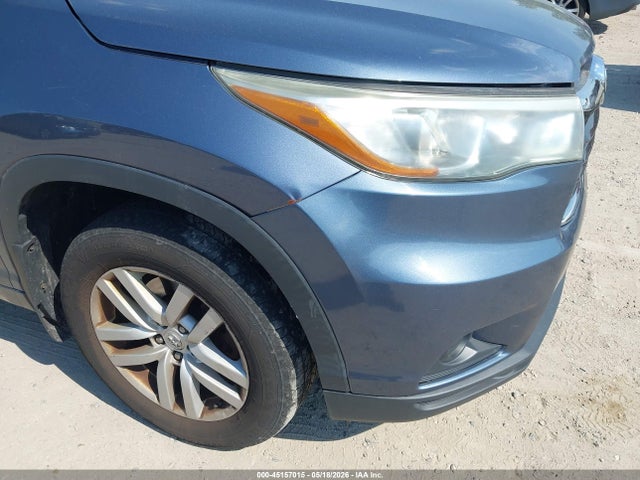 Toyota Highlander Le V6