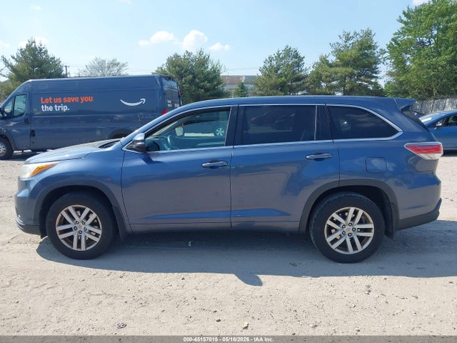 Toyota Highlander Le V6
