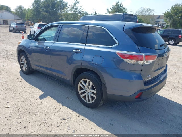Toyota Highlander Le V6