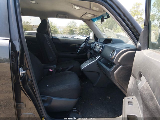 Scion xB