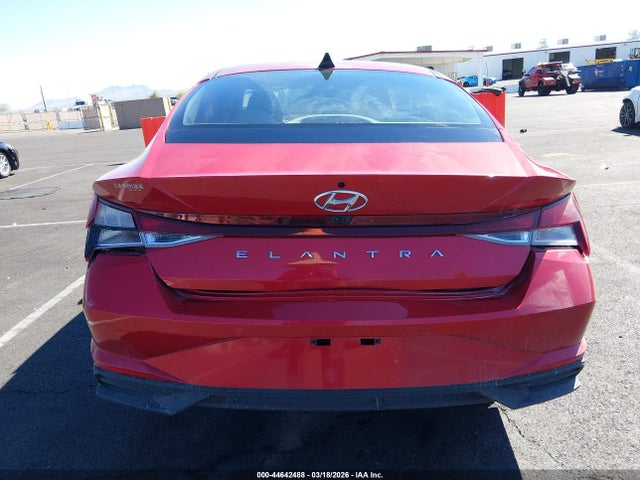 Hyundai ELANTRA Sel
