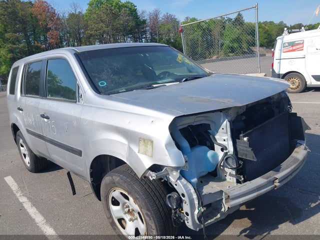 Salvage Honda Pilot Image