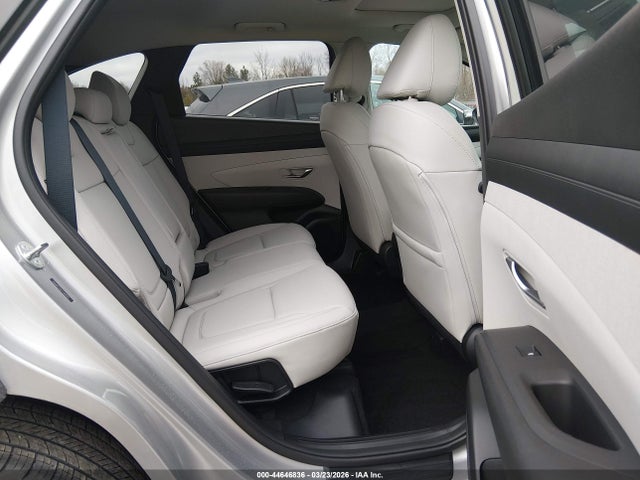 Hyundai TUCSON Sel Premium